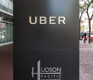 Uber ferme son bureau de Los Angeles, écarte des dizaines de salariés et délocalise aux Philippines